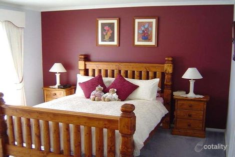 Property photo of 60 Rossack Drive Waurn Ponds VIC 3216