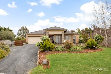 24 Clover Ct, Romsey, VIC 3434