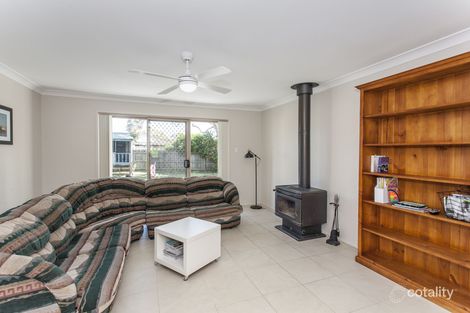 Property photo of 8 Sassin Crescent Medowie NSW 2318