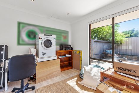 24 Tifera Cir, Kallaroo, WA 6025