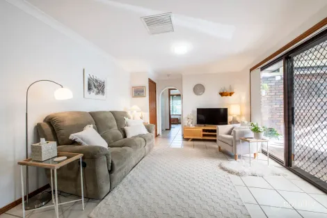 Property photo of 19 Windsor Parade Dubbo NSW 2830