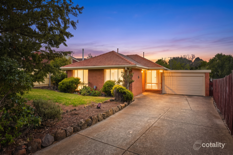 12 PETER PAN PL, BACCHUS MARSH, VIC 3340