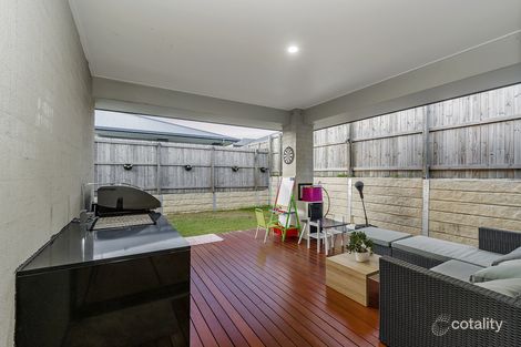 Property photo of 25 Looby Crescent Pimpama QLD 4209