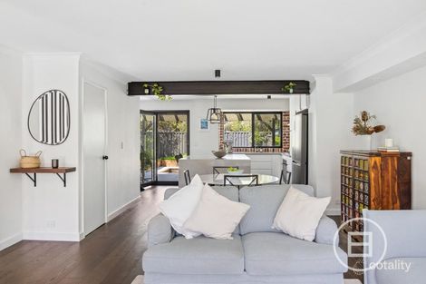Property photo of 22 Windich Place Leederville WA 6007
