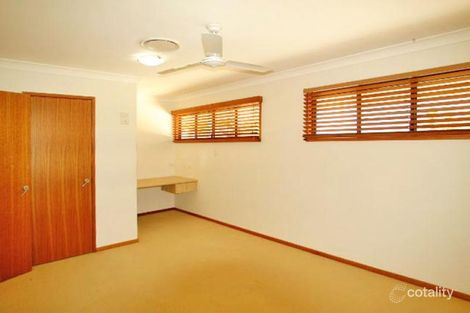 Property photo of 18 Conochie Place Ormiston QLD 4160
