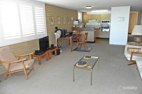 Property photo of 20 Esplanade Golden Beach QLD 4551