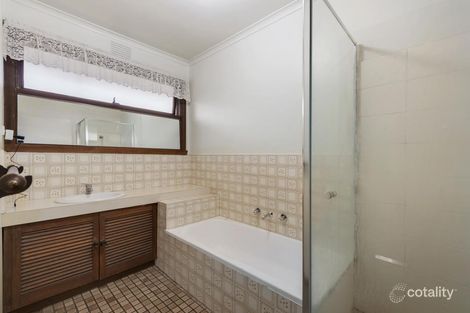 Property photo of 52 Guinevere Parade Glen Waverley VIC 3150