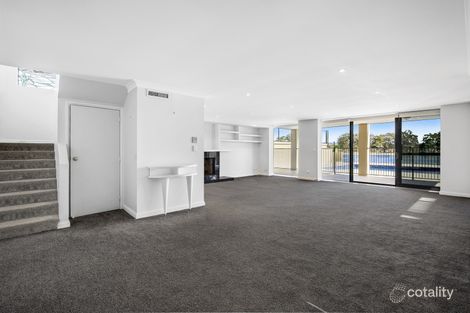 Property photo of 10 Southern Cross Drive Surfers Paradise QLD 4217