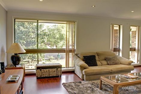 Property photo of 5 Buna Place Glenfield NSW 2167