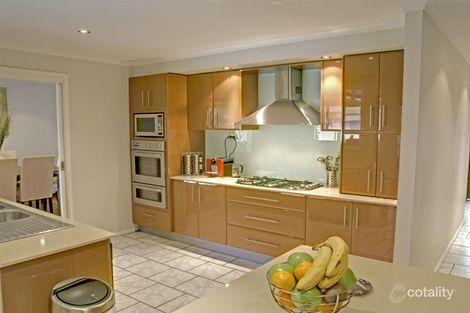 Property photo of 5 Buna Place Glenfield NSW 2167