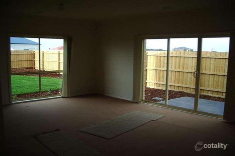 Property photo of 20 Lyons Avenue Burnside Heights VIC 3023