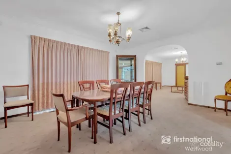 Property photo of 345 Duncans Road Werribee South VIC 3030