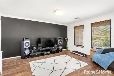 Property photo of 3 Arreton Way Hocking WA 6065