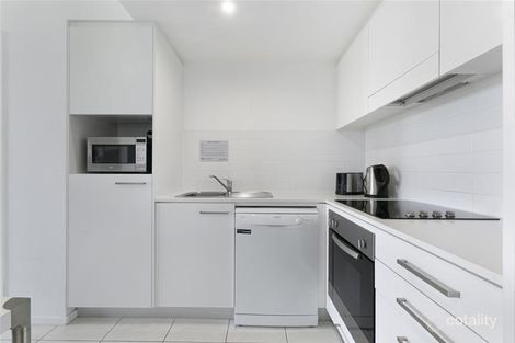 Property photo of 25-29 Surf Parade Broadbeach QLD 4218
