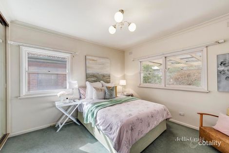 Property photo of 8 Robert Street Bulleen VIC 3105