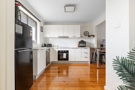 Property photo of 2/3 Webbcona Parade Wendouree VIC 3355
