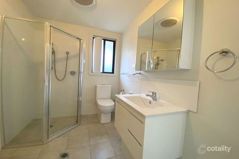 Property photo of 10 Endeavour Avenue St Clair NSW 2759