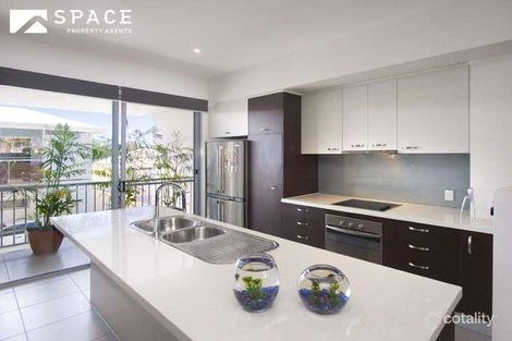 Property photo of 2/74 Alpha Street Taringa QLD 4068