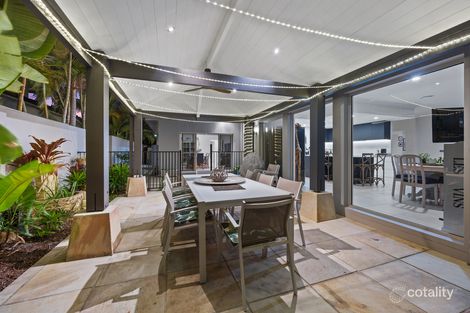 Property photo of 50 Calmwater Crescent Helensvale QLD 4212