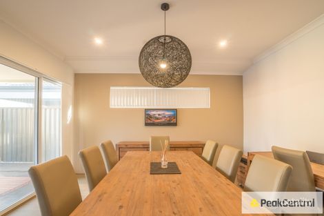 Property photo of 7 Peridot Street Treeby WA 6164