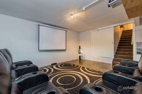 Property photo of 10 Reigate Road Highton VIC 3216