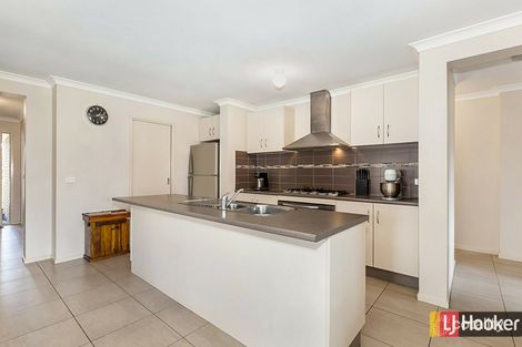 Property photo of 28 Cardinia Place Wallan VIC 3756