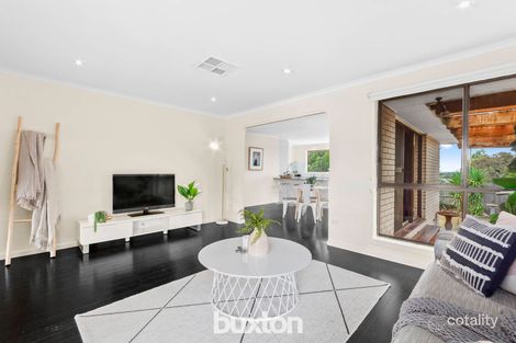 Property photo of 17 Birkenhead Drive Grovedale VIC 3216