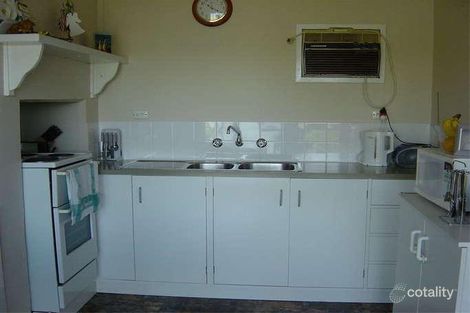 Property photo of 152 Sealand Road Fishing Point NSW 2283