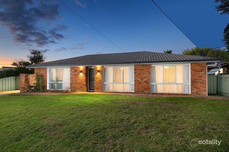 Property photo of 14 Garnet Circuit West Wodonga VIC 3690