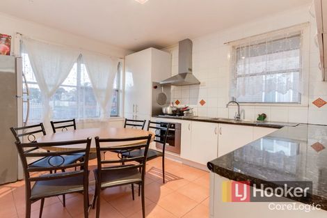 Property photo of 19 Photinia Street Doveton VIC 3177