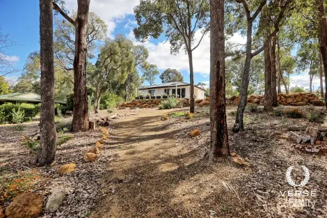 1 White St, Mount Helena, WA 6082