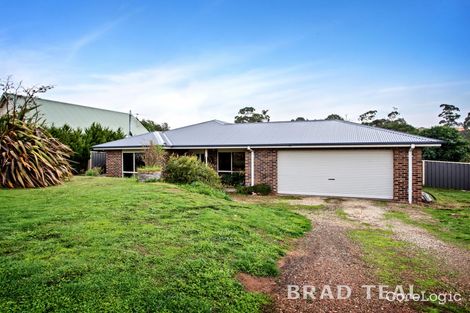 Property photo of 14 Muir Court Romsey VIC 3434