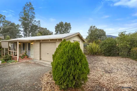 Property photo of 1/15 Tuohy Court Eildon VIC 3713
