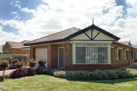 2 Yeomans Ave, Henley Beach South, SA 5022