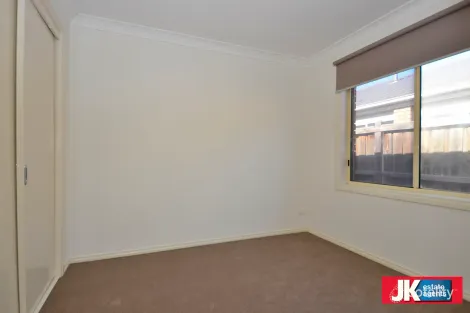 Property photo of 8 Kelebek Road Tarneit VIC 3029