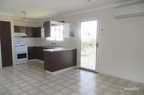 Property photo of 17 Lambrook Court Alexandra QLD 4740