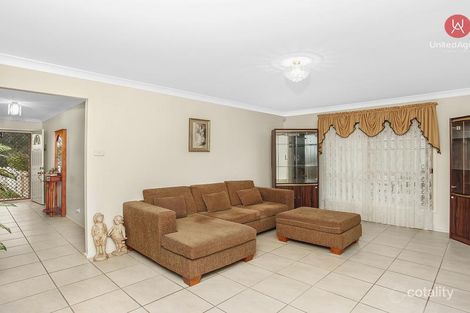 Property photo of 17 Coffs Harbour Avenue Hoxton Park NSW 2171