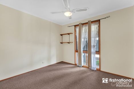 Property photo of 3 Taree Court Hoppers Crossing VIC 3029
