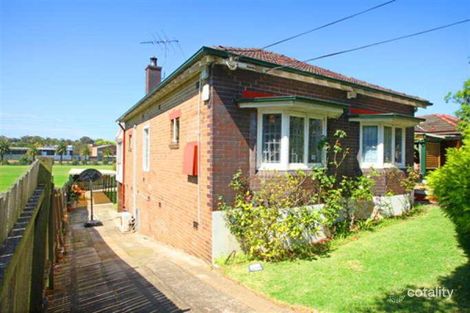 13 Phillips Ave, Canterbury, NSW 2193
