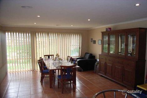 2 Lewins Rail Ave, South Morang, VIC 3752