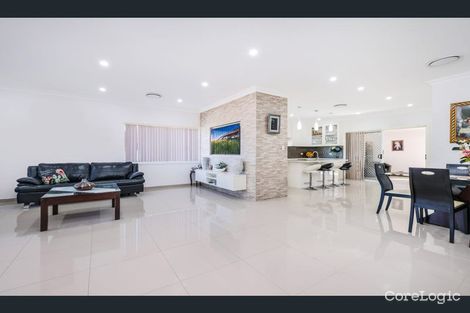 Property photo of 23 Coolaroo Crescent Lurnea NSW 2170