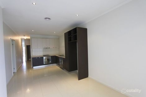 Property photo of 2/11 Rutman Close Werribee VIC 3030
