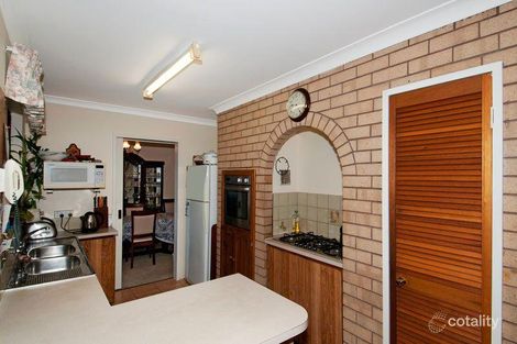 Property photo of 12 Balmoral Parade Halls Head WA 6210