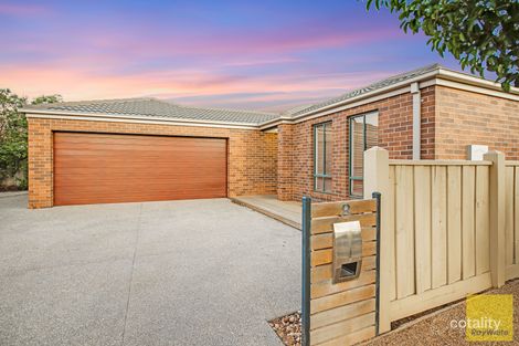 Property photo of 8 Fieldstone Place Tarneit VIC 3029