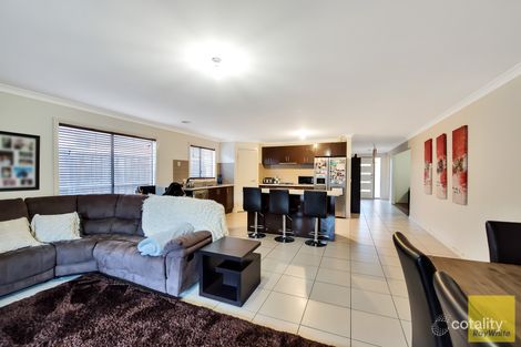 Property photo of 8 Fieldstone Place Tarneit VIC 3029