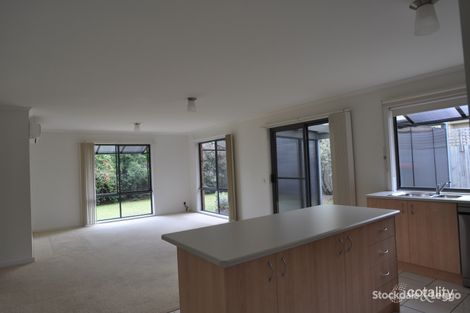 Property photo of 10 Endeavour Place Inverloch VIC 3996