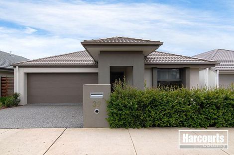 Property photo of 39 Meridian Circuit Berwick VIC 3806