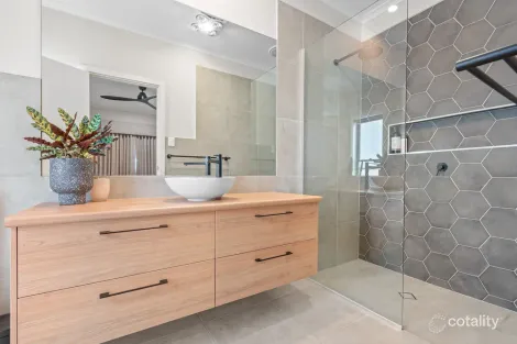 Property photo of 53 Pinehurst Drive Worrolong SA 5291