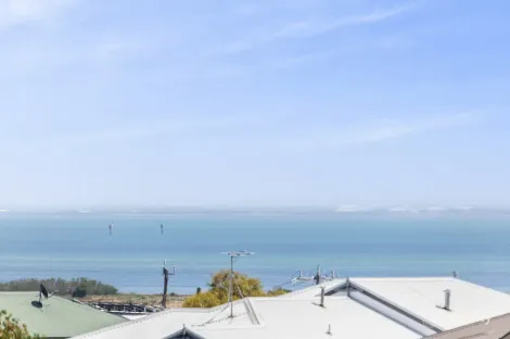 Property photo of 21 Rosslare Court Portarlington VIC 3223
