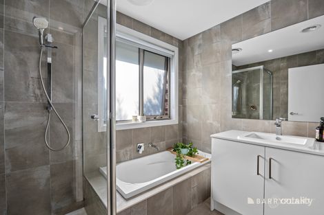 Property photo of 17 Mariana Avenue Croydon South VIC 3136